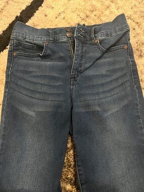 Sofia by Sofia Vergara Women’s Slim Straight Blue Jeans